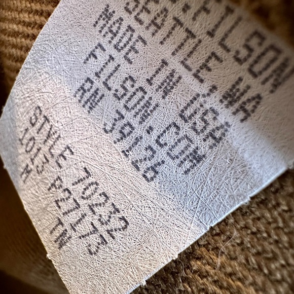 Filson Medium Rugged Twill Field Bag - Picture 14 of 16